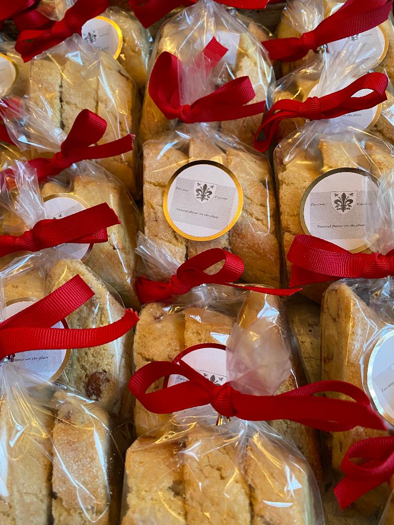 Cantucci: classic Tuscan almond biscotti